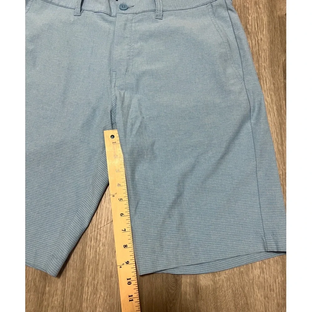 Travis Mathew‎ Golf Shorts light blue, men's 34, like new